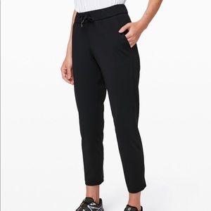 Lululemon on the fly 7/8 pant black